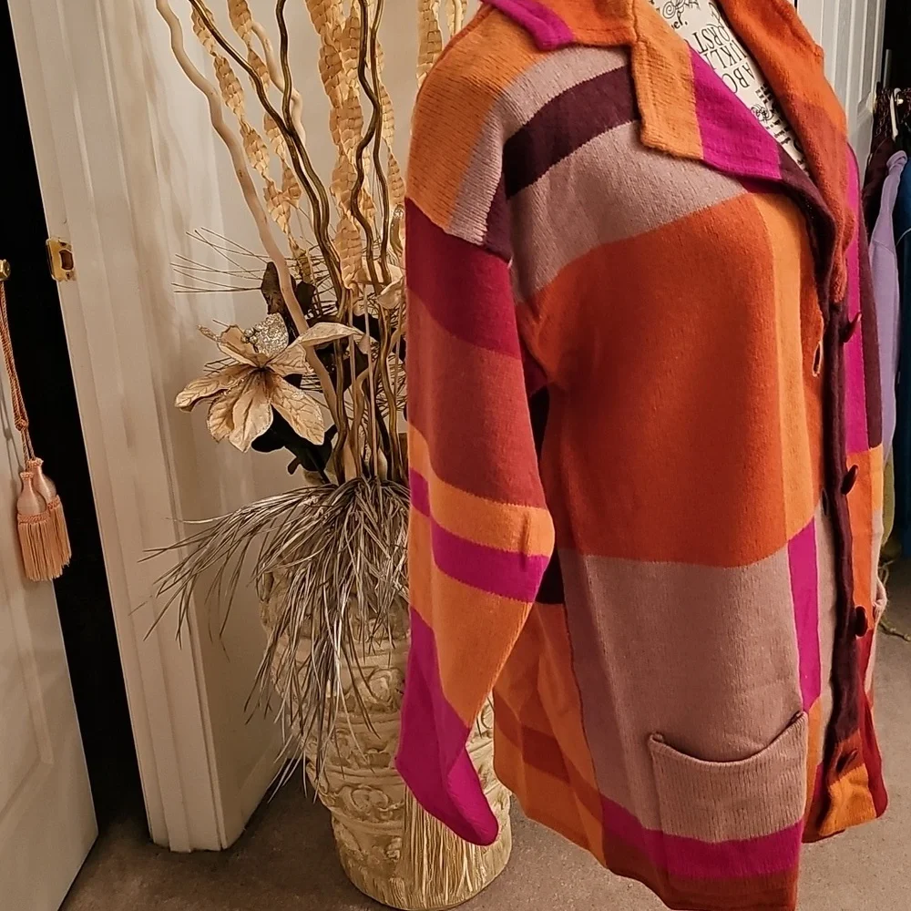 ORANGE MULTI COLOR BUTTON DOWN SWEATER - Picture 5 of 9